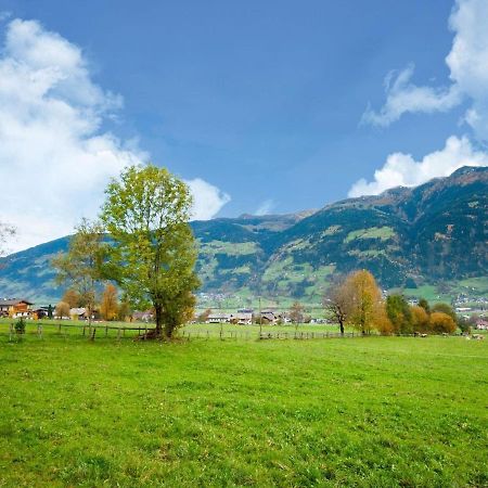 Scenic Apartment In Tirol With Garden Kaltenbach Buitenkant foto