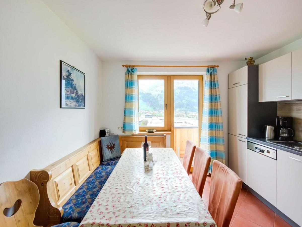 Scenic Apartment In Tirol With Garden Kaltenbach Buitenkant foto
