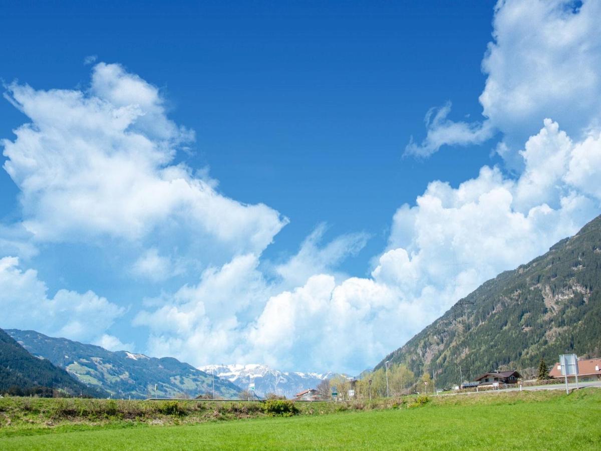 Scenic Apartment In Tirol With Garden Kaltenbach Buitenkant foto